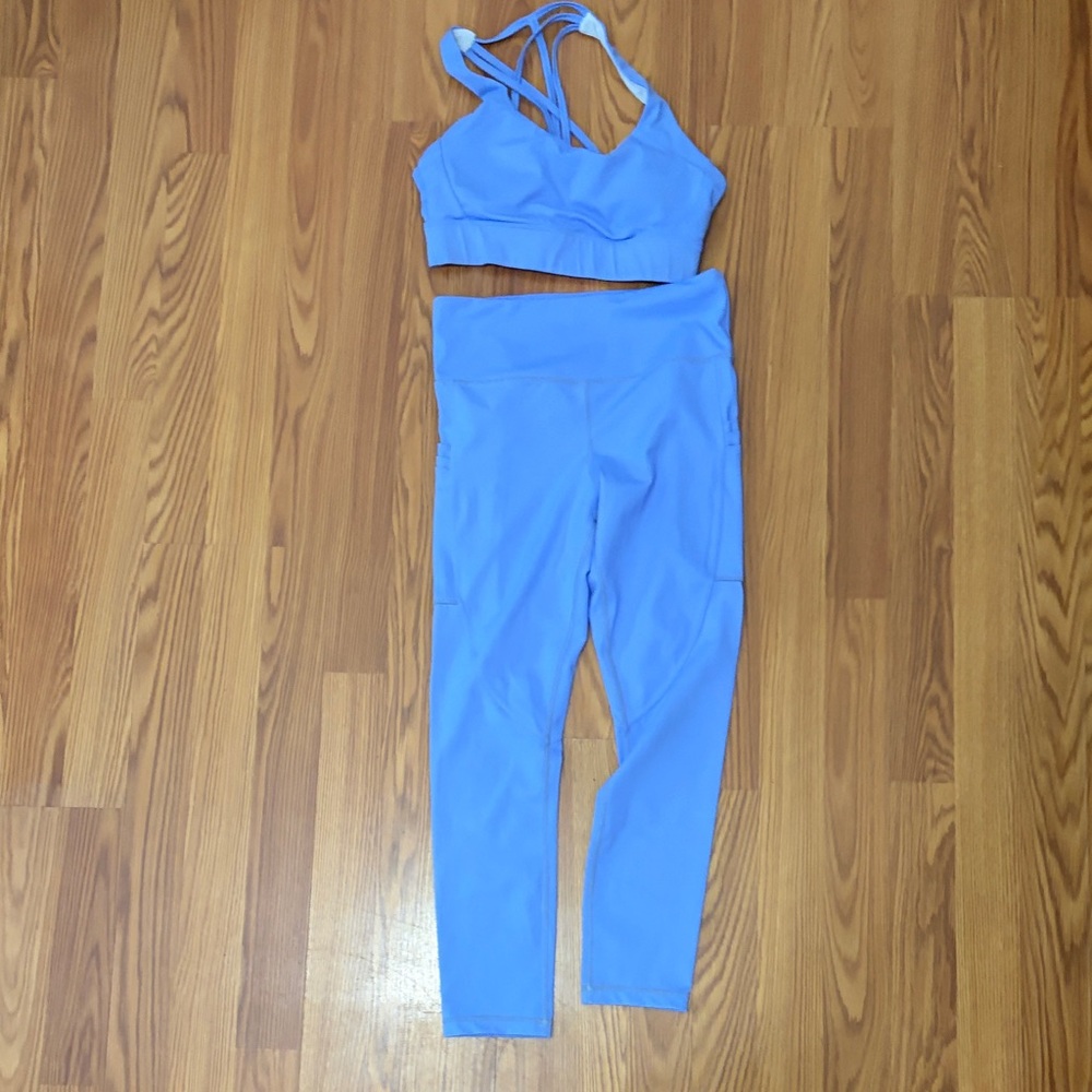 Zyia Periwinkle Activewear Set